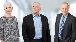 Etlan asiantuntijat Eija Kauppi, Tarmo Valkonen ja Jukka Lassila